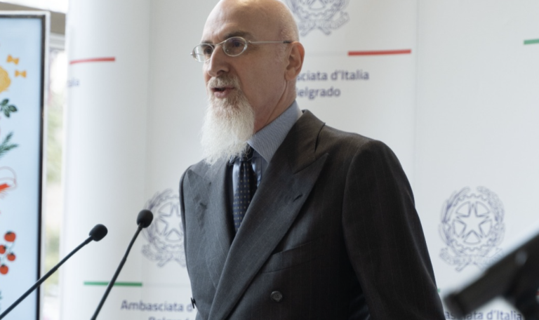 Screenshot 2025-11-17 at 23.55.09